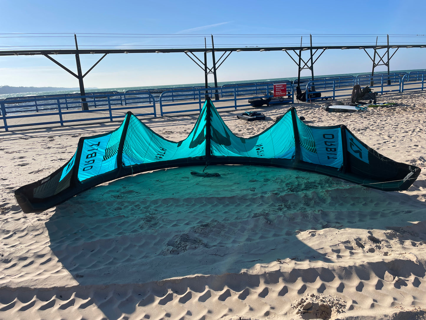 USED 12M NORTH ORBIT KITEBOARDING KITE TURQUOISE