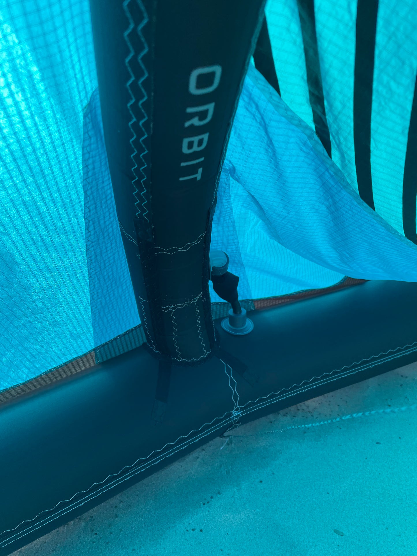 USED 12M NORTH ORBIT KITEBOARDING KITE TURQUOISE