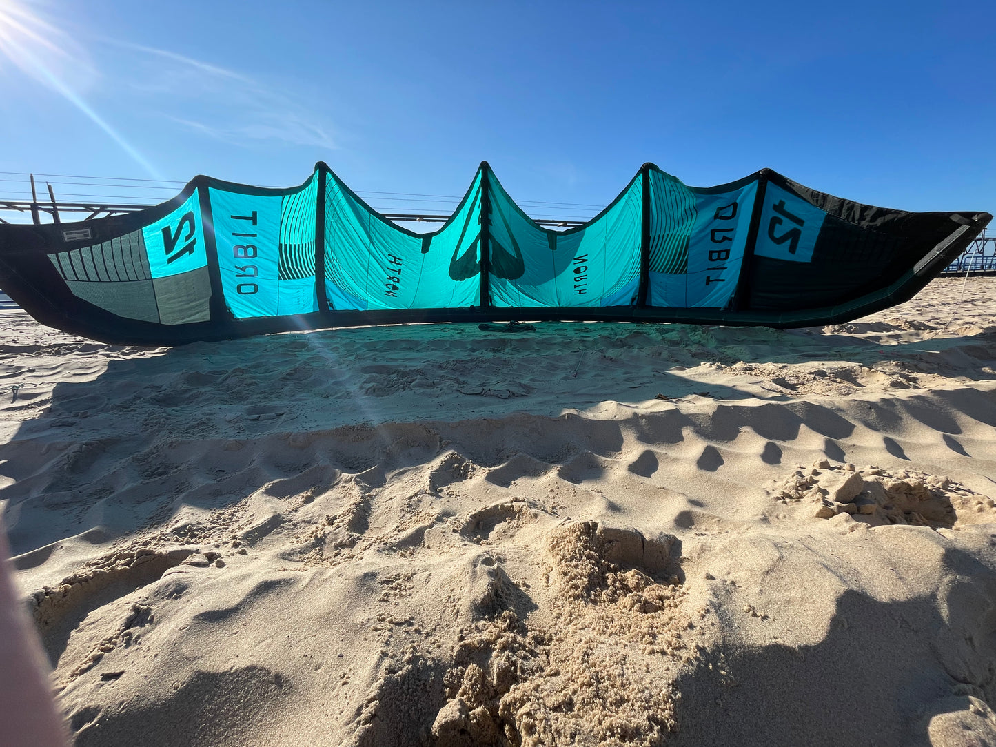 USED 12M NORTH ORBIT KITEBOARDING KITE TURQUOISE
