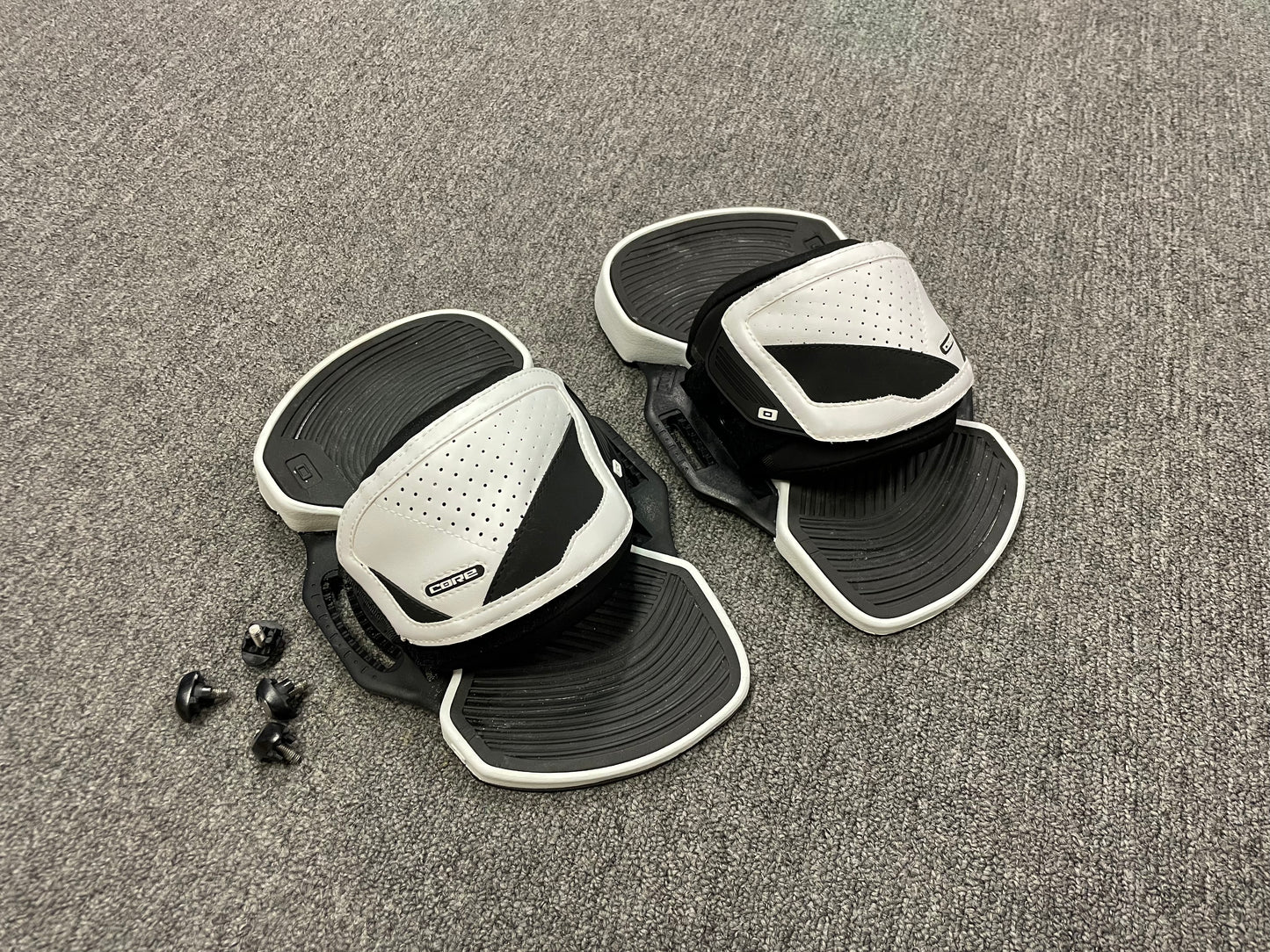 USED CORE UNION PRO 4 PADS AND STRAPS LARGE