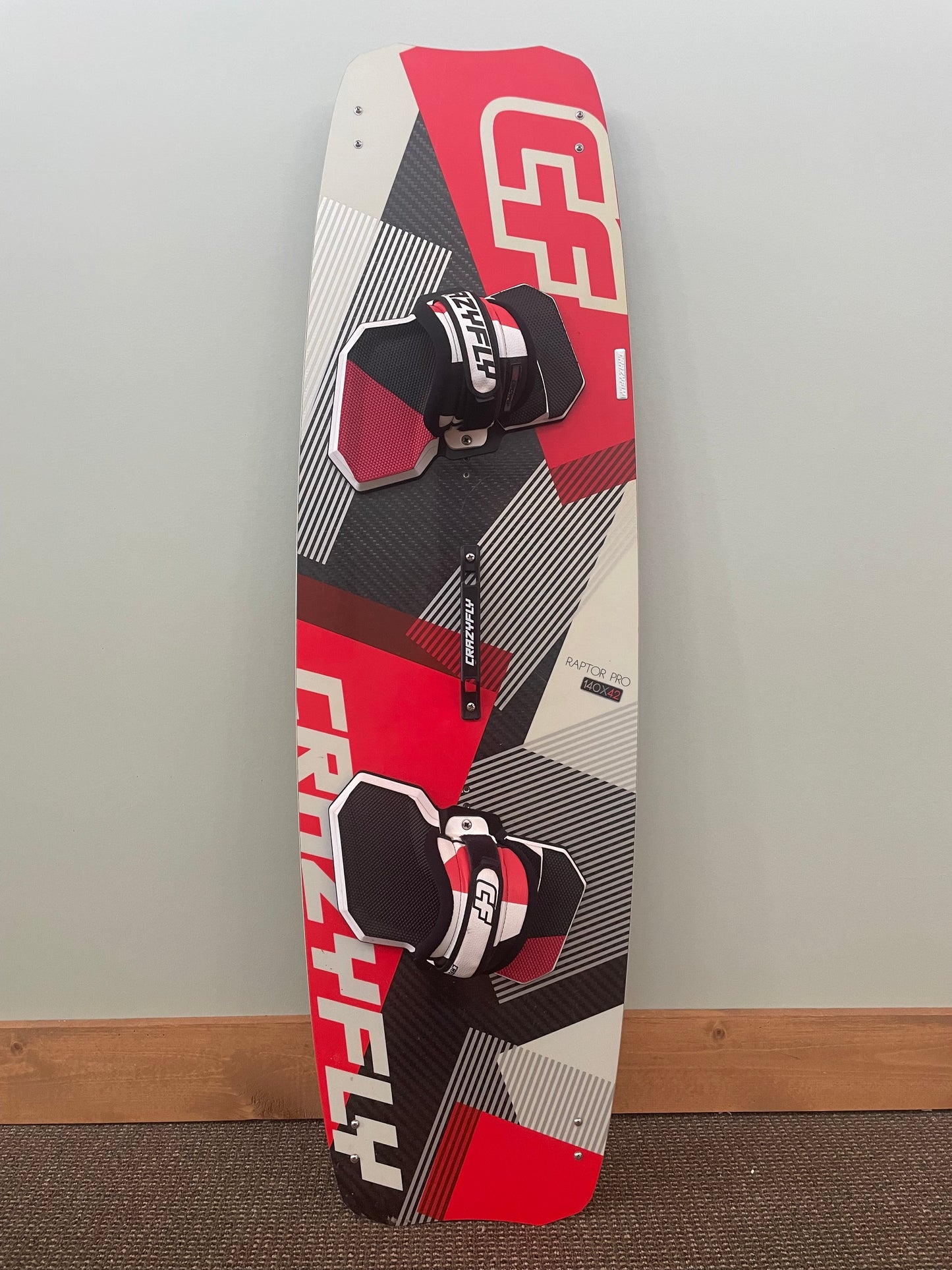 CRAZY FLY RAPTOR PRO 140X42 USED