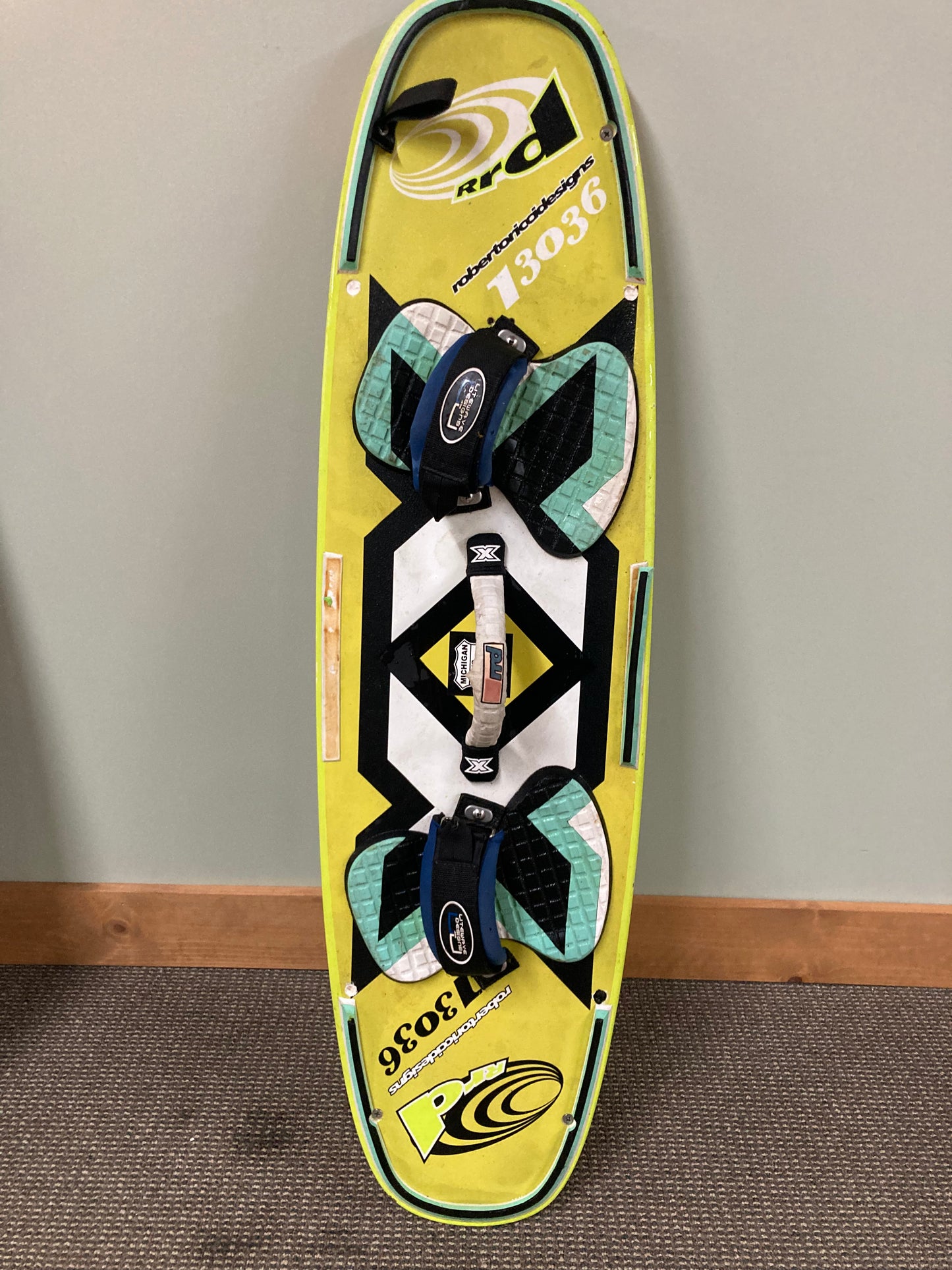 USED ROBERTO RICCI DESIGNS 130x36 TWIN TIP