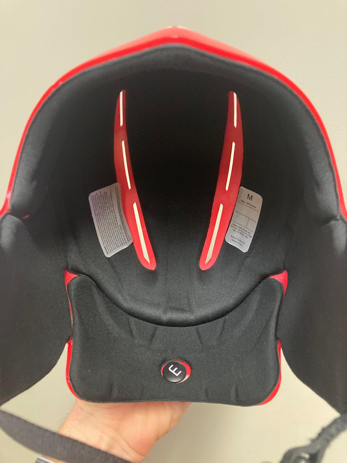 SIMBA WING SURF HELMET MEDIUM