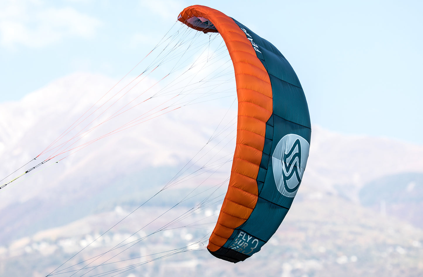 FLYSURFER PEAK 4