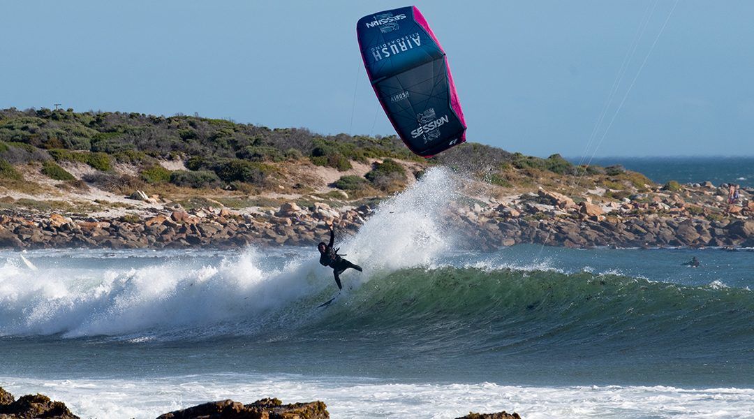AIRUSH SESSION KITEBOARDING KITESURFING KITE