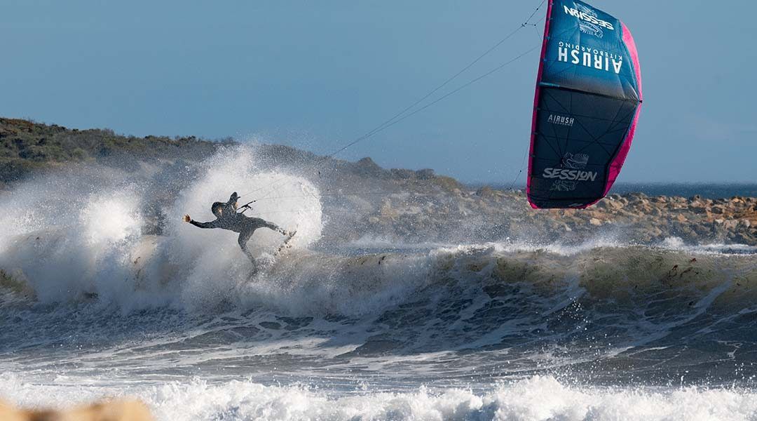 AIRUSH SESSION KITEBOARDING KITESURFING KITE