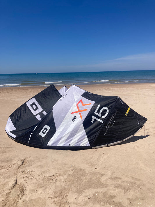 USED CORE 15M XR7 LW KITE - BLACK