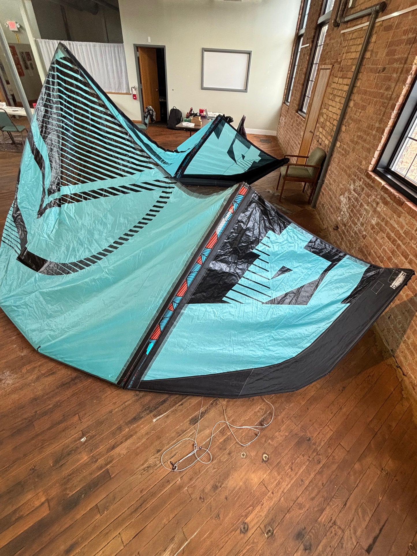 2018 LIQUID FORCE WOW V3 14M USED KITEBOARDING KITE