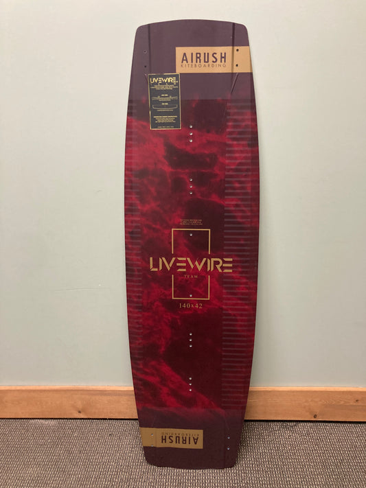 AIRUSH LIVEWIRE TEAM V7 140 x 42 BOARD AND FINS ONLY